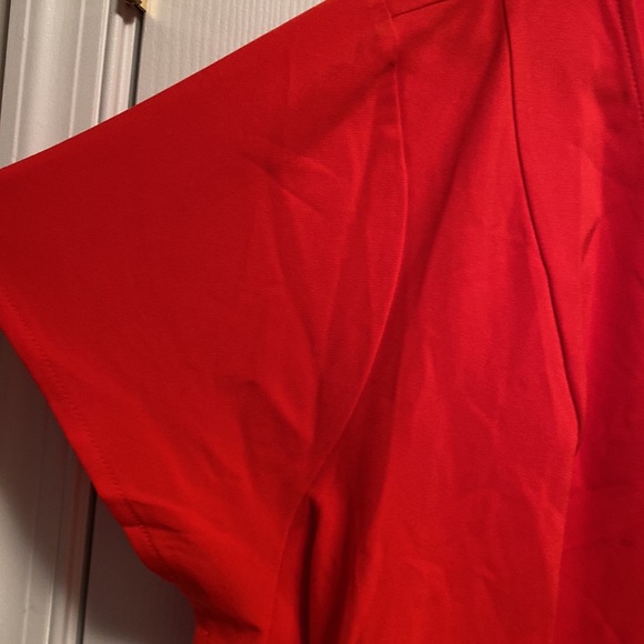 NWOT Lane Bryant Short Sleeve Top…size 28 - Picture 3 of 5